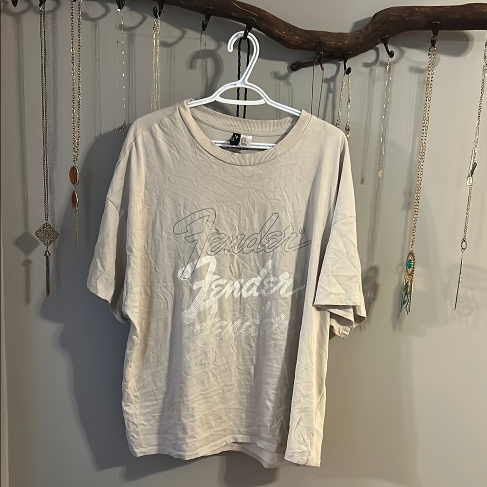 Fender Beige Graphic T-Shirt